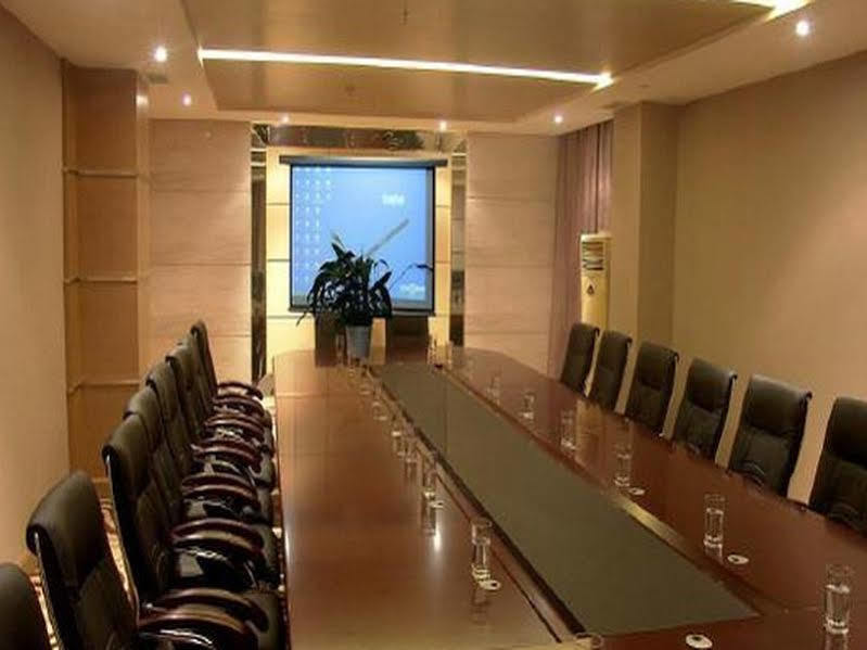 Отель Shenzhen Baoan Luxe Manor Экстерьер фото